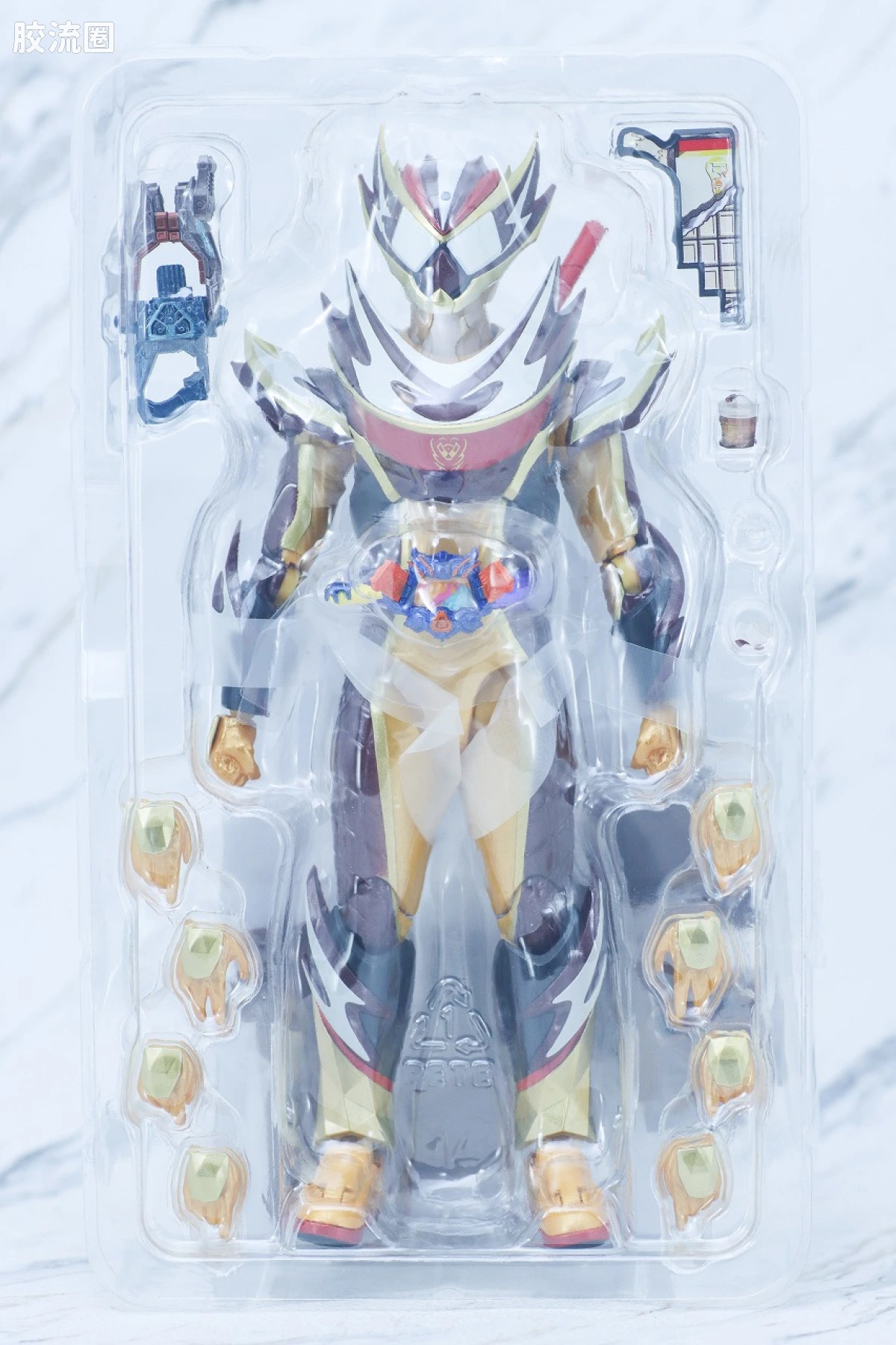 SHF 假面骑士限定版 假面骑士Valen/瓦伦 冰沙特装＆“松脆”效果配件套装 - 图片
